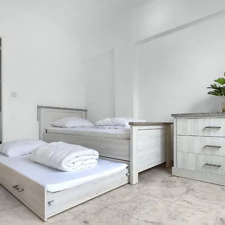 Apartment Gorgeous In